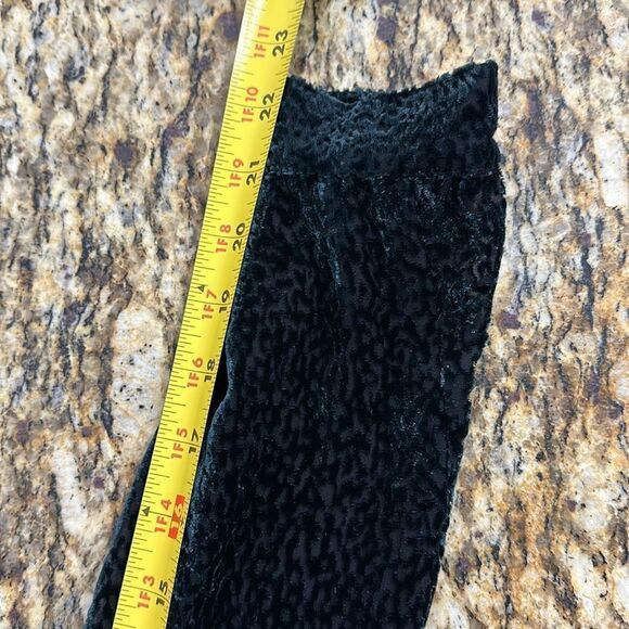 Jaeger Vintage Silk Blend Velvet Burnout Black Button Down Shirt Size M - Picture 8 of 9